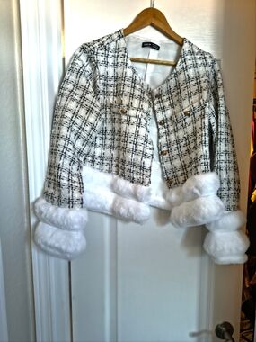 Tweed Blazer Channel Inspo Size Medium